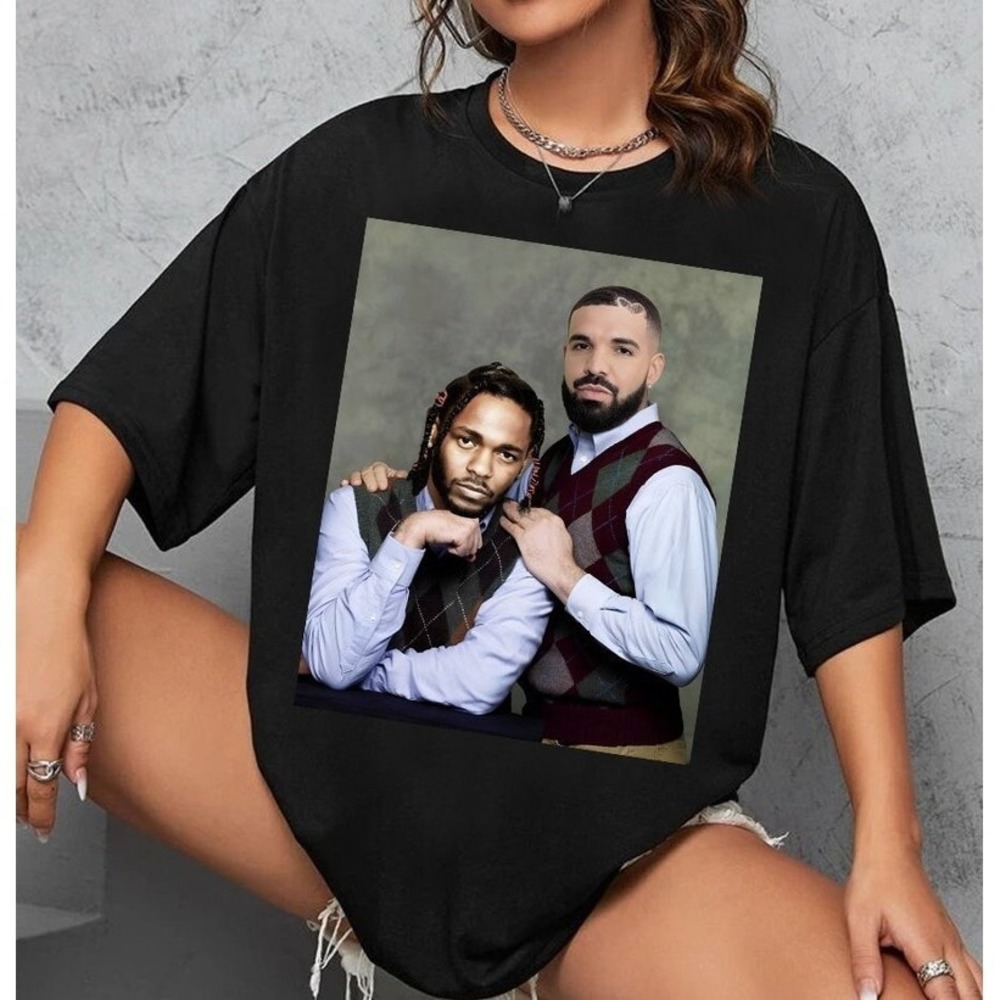 Kendrick Lamar Vs Drake Rap Funny Unisex T-shirt Gift For Fan